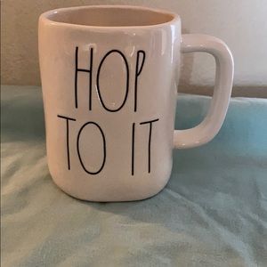 Hop to it mug Rae Dunn